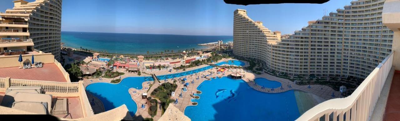 Porto Sokhna Pyramids Apartments With Sea View Families Only Ain Sukhna Exterior photo
