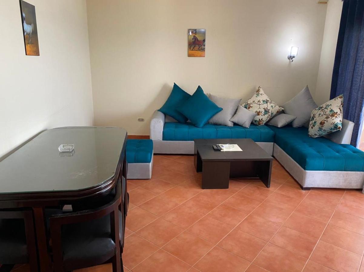 Porto Sokhna Pyramids Apartments With Sea View Families Only Ain Sukhna Exterior photo